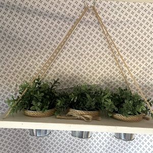 Faux plant farmhouse decor!